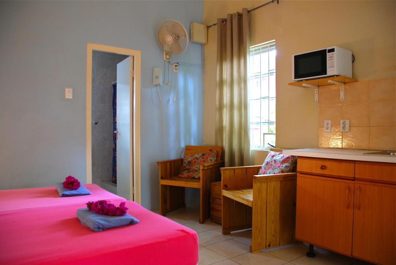 וילמסטאד Caribbean Flower Apartments חדר תמונה
