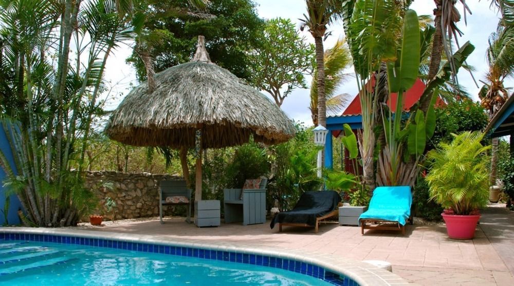 וילמסטאד Caribbean Flower Apartments מראה חיצוני תמונה