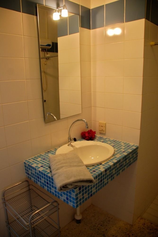 וילמסטאד Caribbean Flower Apartments מראה חיצוני תמונה